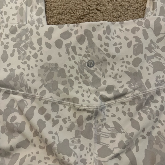 lululemon Align cheetah camo white. NWOT - Picture 5 of 5
